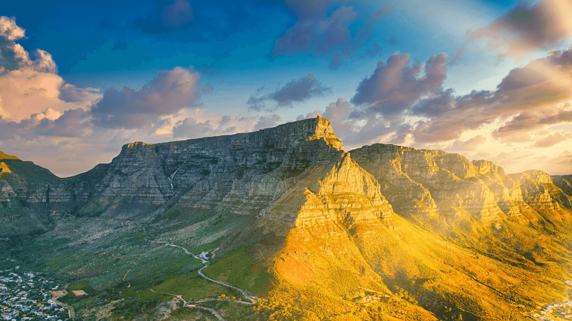Sunset view of Table Mountain in Cape Town